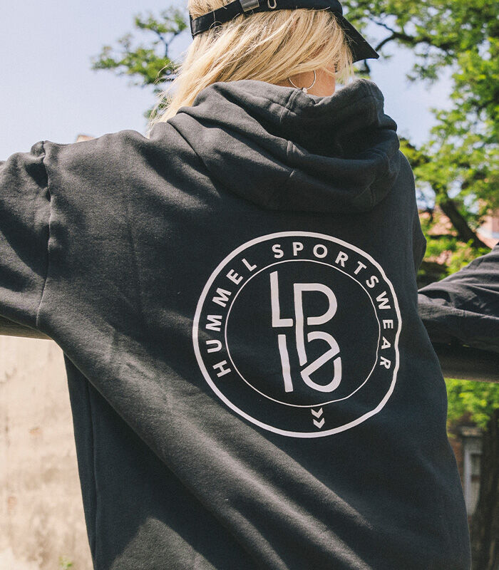 hummel x Podolski
